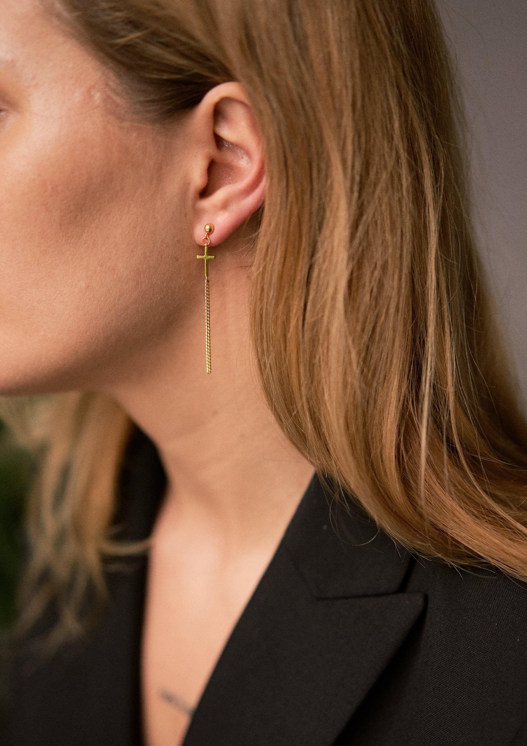 Angelic stud earrings