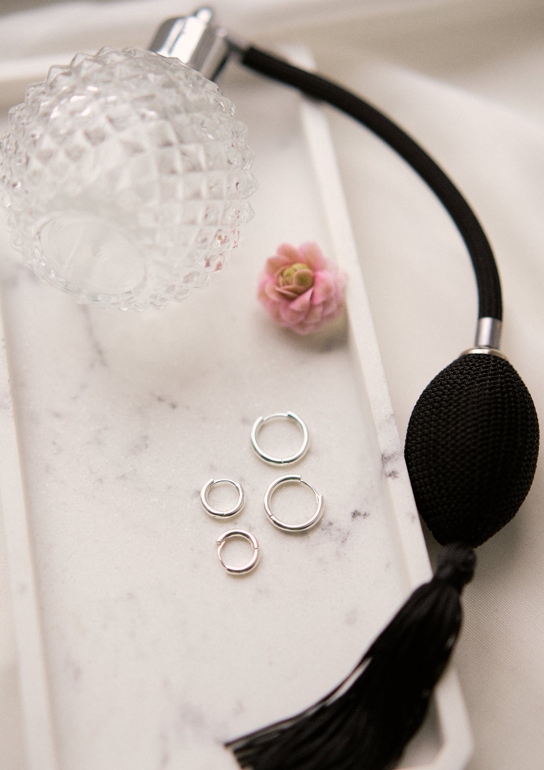 "Lunar" riņķīšu auskari