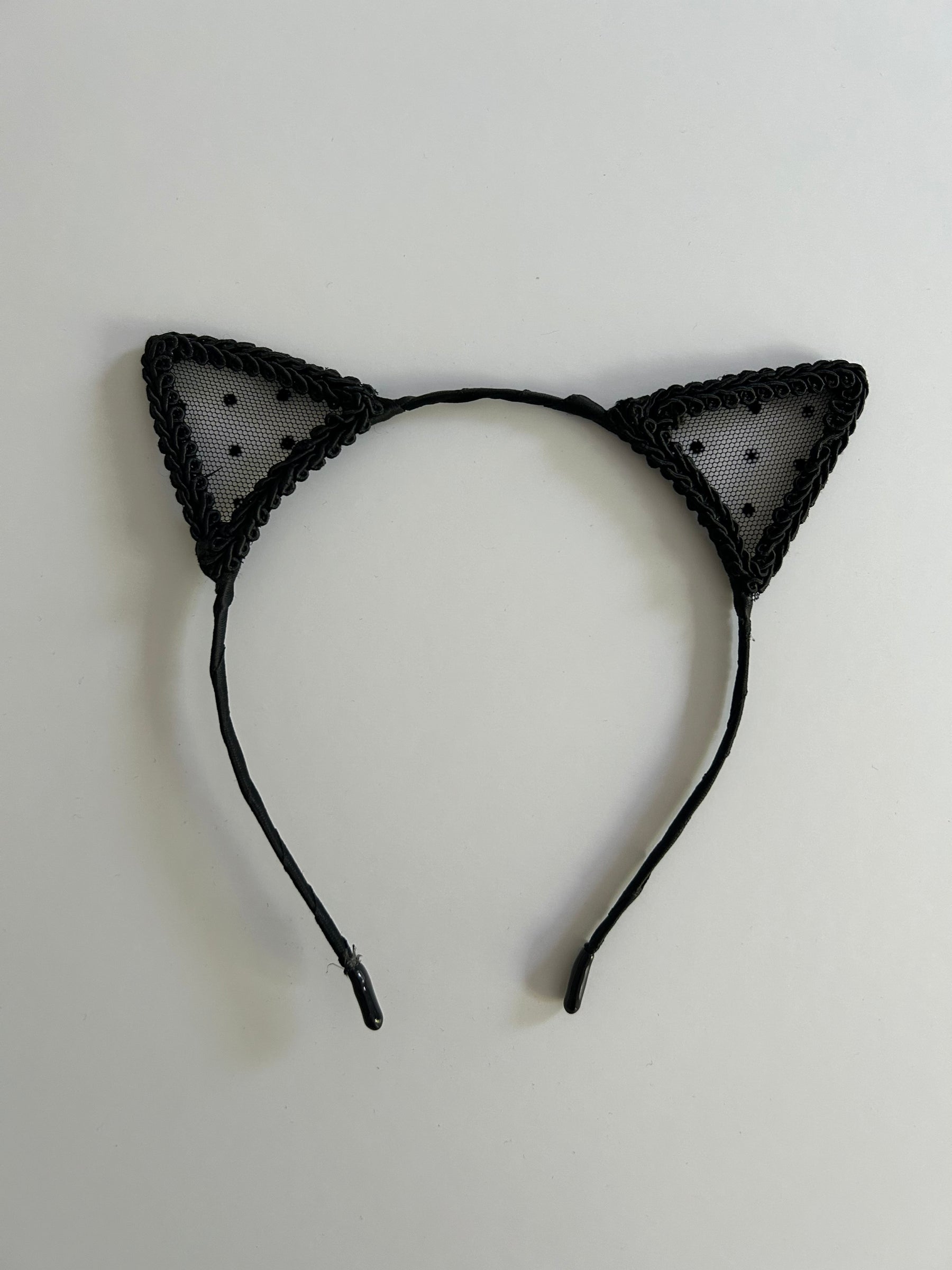 "Kitty" matu stīpiņa