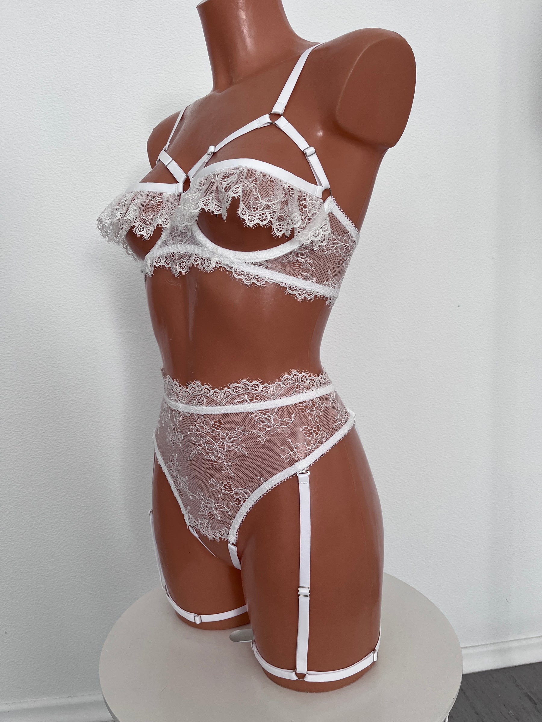 "Elegance" wedding lingerie set