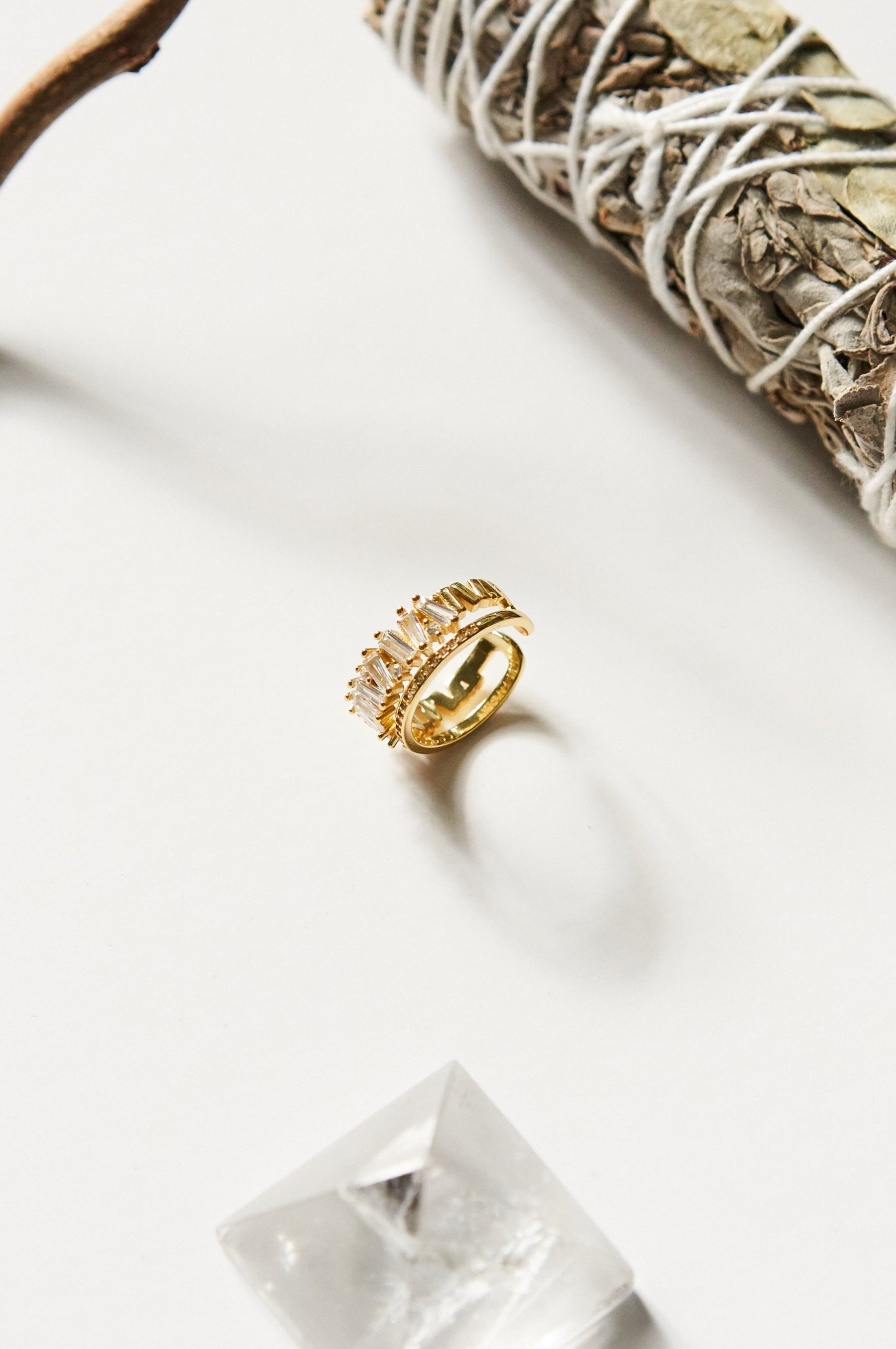 Lucid Golden ring