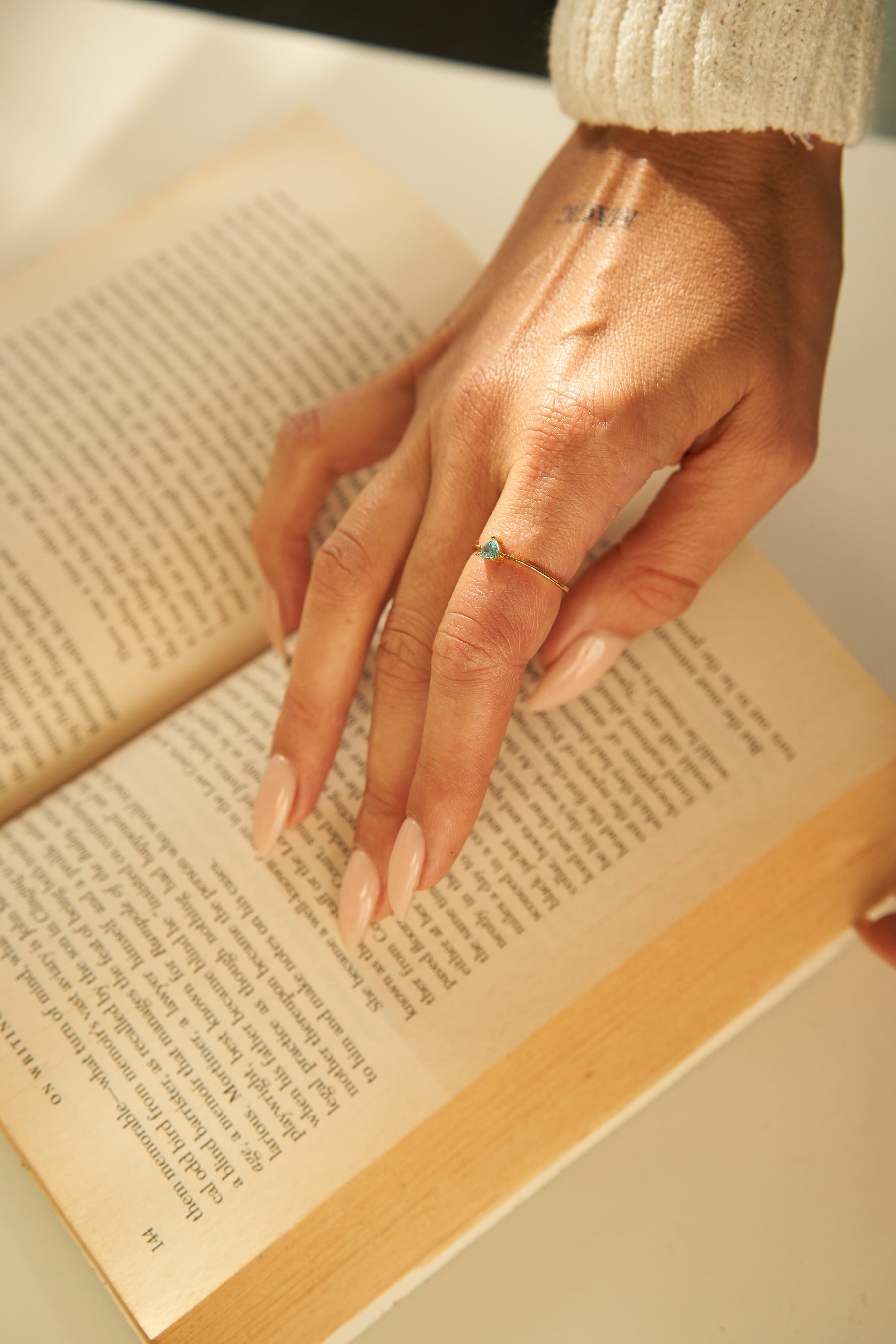 Azure sirsniņ gredzens