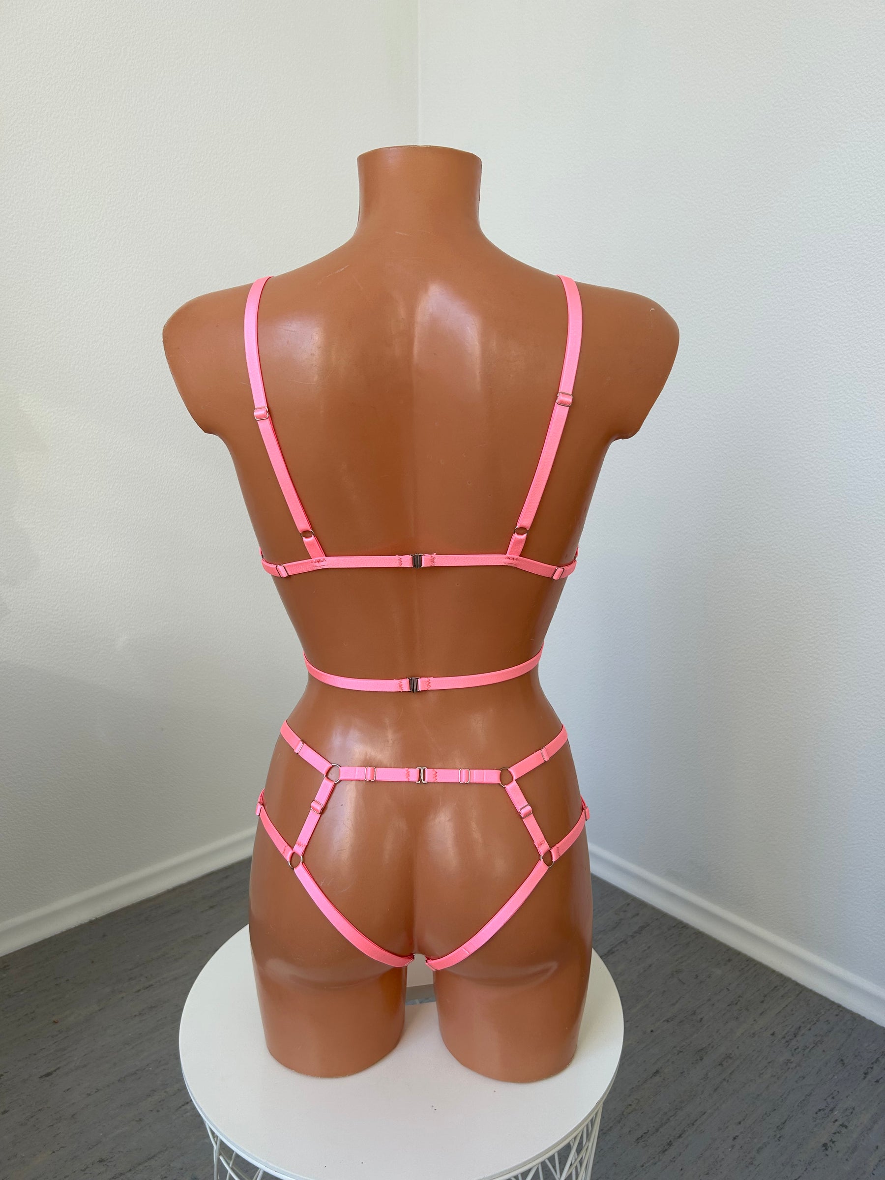 Rozā bondage apakšveļas komplekts "Sweetheart".