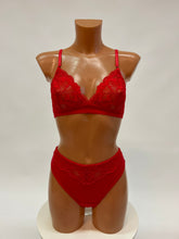 "Lady Red" lingerie set