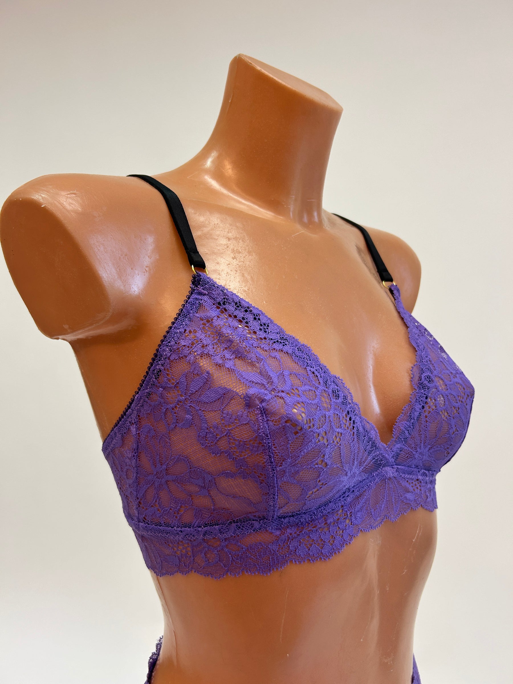 "Lavanda" purple lace lingerie set