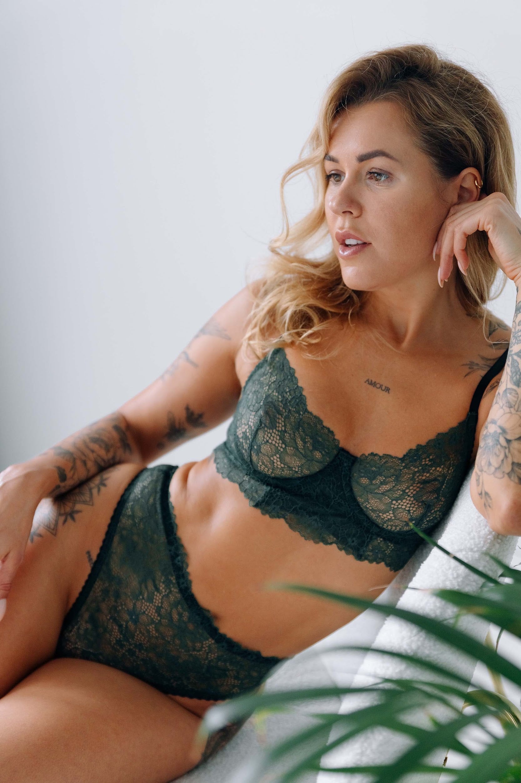 "Green Luna" lingerie set