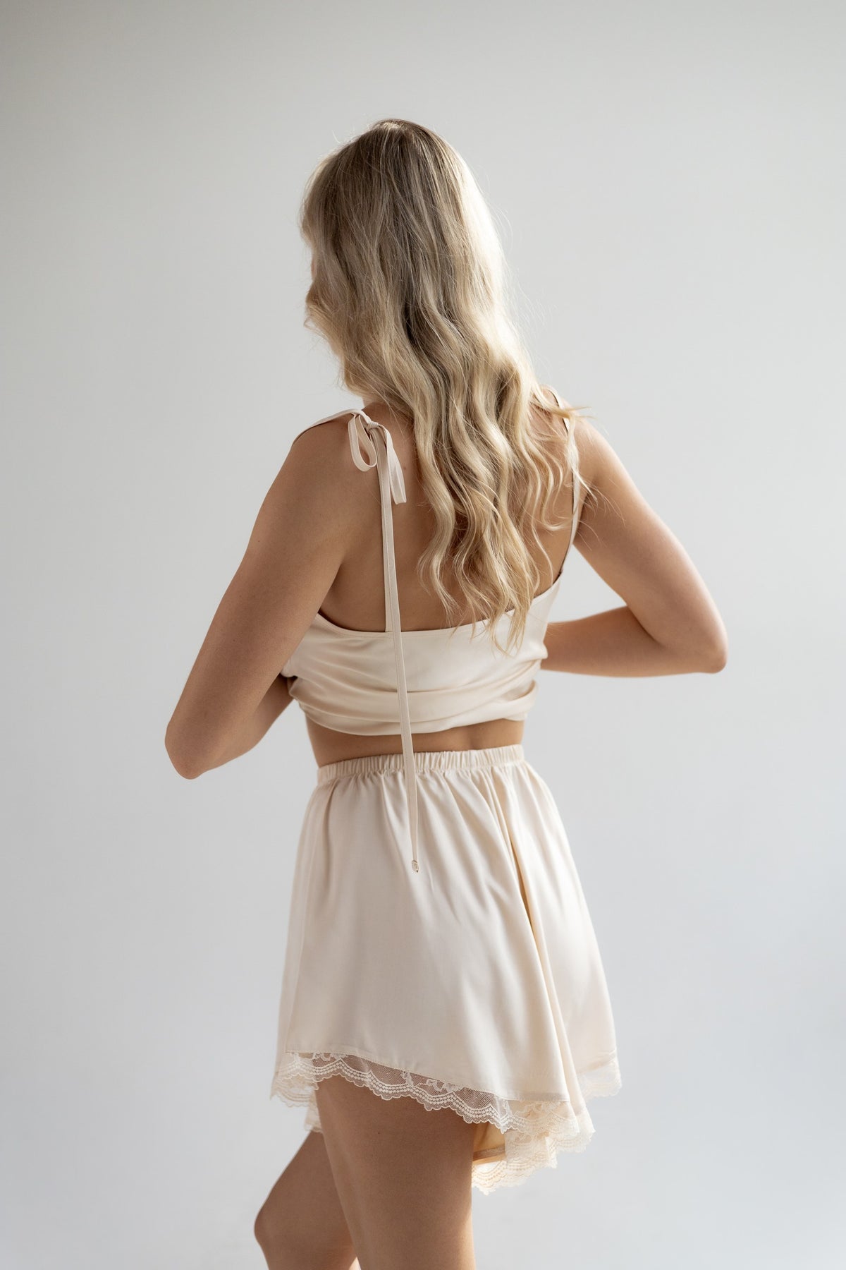 Hazel beige Top with lace